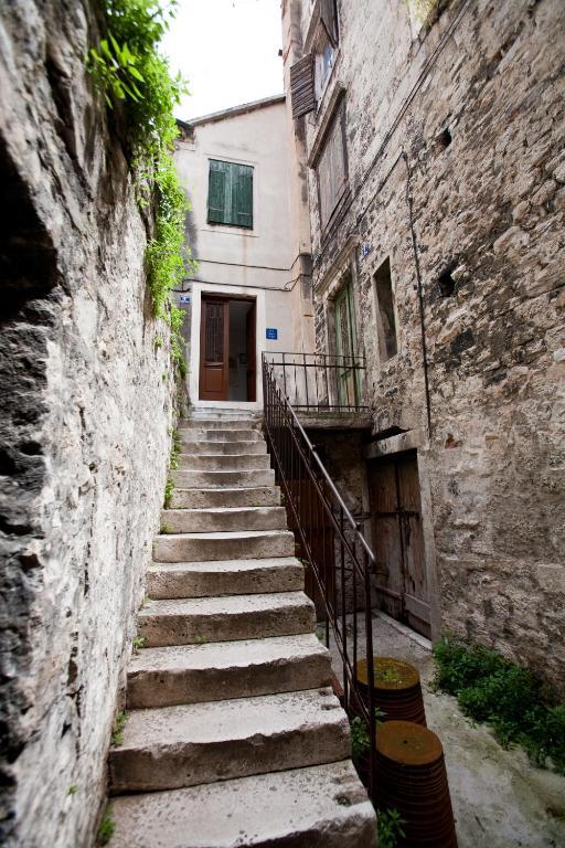 Julije Pensionat Split